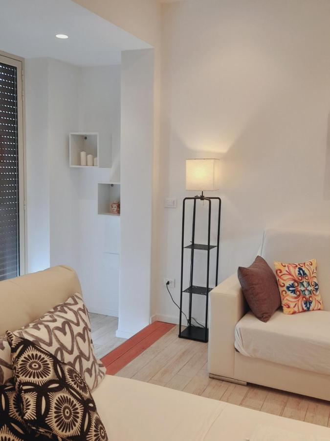Barbara Classy Apartments 103 Syracuse Bagian luar foto