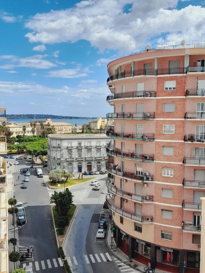 Barbara Classy Apartments 103 Syracuse Bagian luar foto