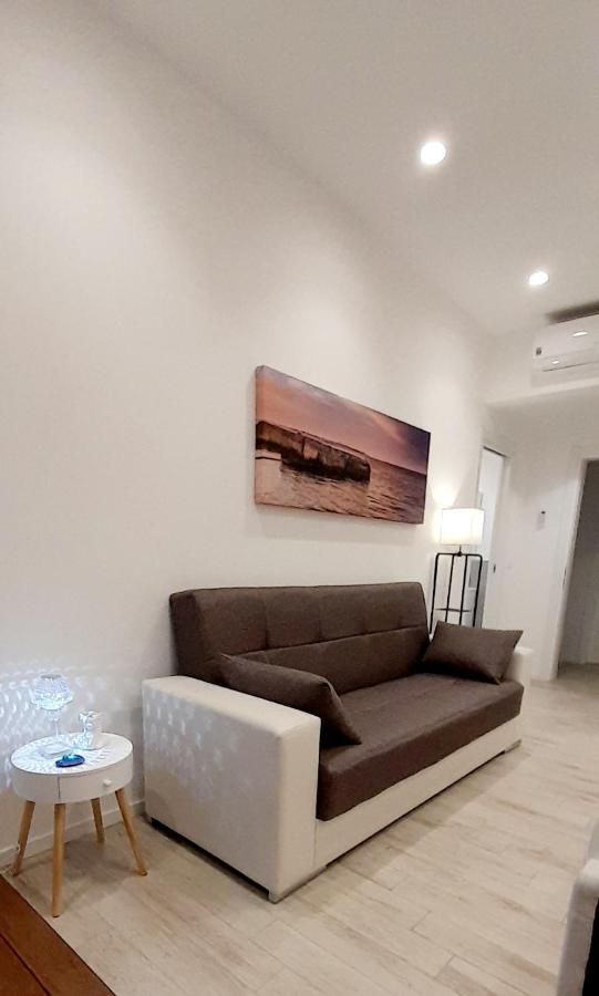 Barbara Classy Apartments 103 Syracuse Bagian luar foto