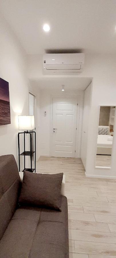 Barbara Classy Apartments 103 Syracuse Bagian luar foto