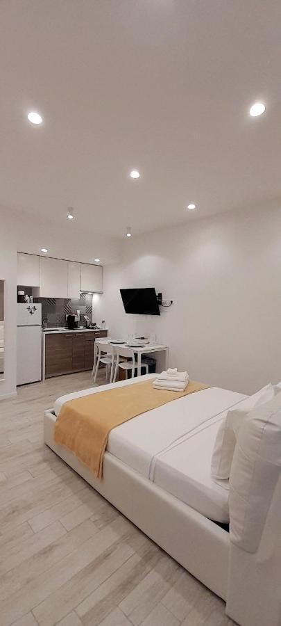 Barbara Classy Apartments 103 Syracuse Bagian luar foto