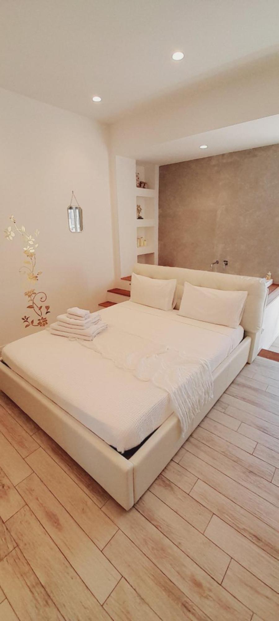 Barbara Classy Apartments 103 Syracuse Bagian luar foto